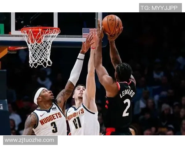 飞多伦多一路坎坷！队记：快船的航班延误了近10个小时