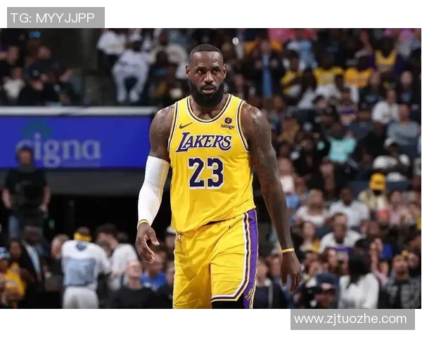 詹姆斯：41岁还能跟这帮二三十岁小伙子并驾齐驱，感觉真棒